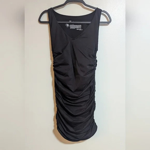 Ingrid isabel black v neck - ingrid,